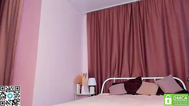 cutee_girlll from StripChat is Freechat