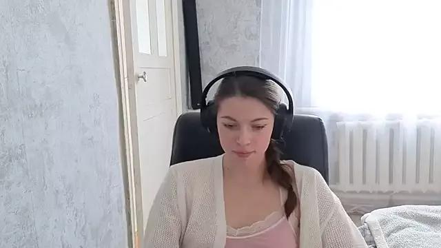 CutieAnny from StripChat is Freechat