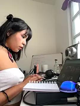 cutieass from StripChat is Freechat