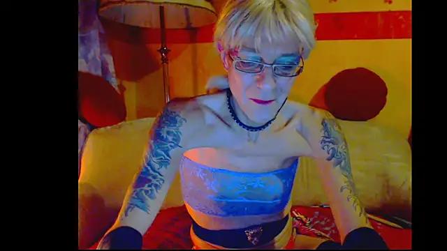 Entertain your itch for girls livestreamers with our collection of stunning models, skilled in the art of temptation and delight.