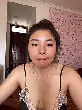 D2sweet from StripChat is Freechat