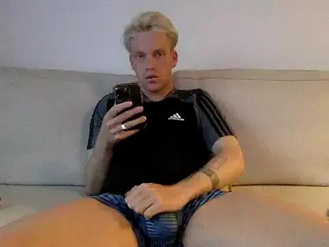 D_anielll webcams show profile image 