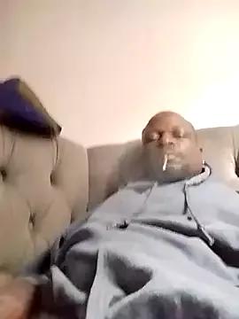 Daddy_hook from StripChat