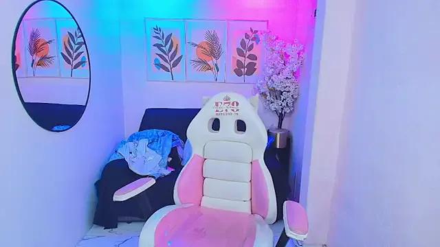 Dafne_huges from StripChat is Freechat
