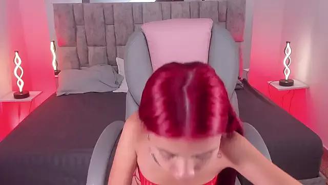 Daisy_JS from StripChat is Freechat
