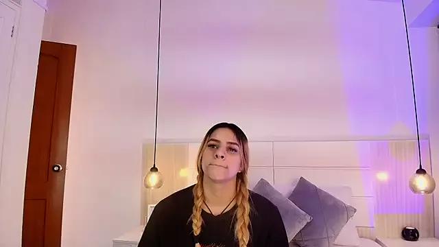 Entertain your itch for girls livestreamers with our collection of stunning models, skilled in the art of temptation and delight.