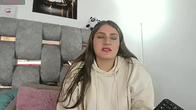dakota_Robbins_ from StripChat is Freechat