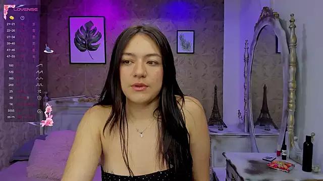 Dali_collin from StripChat is Freechat