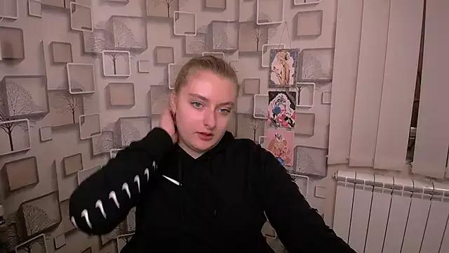 DanaTiipls_ from StripChat is Freechat