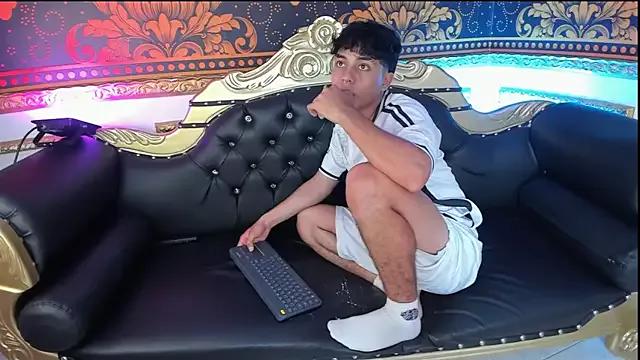Dani_rivass from StripChat is Freechat