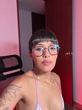 Danicute_ from StripChat is Freechat
