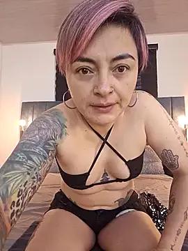 Entertain your itch for girls livestreamers with our collection of stunning models, skilled in the art of temptation and delight.