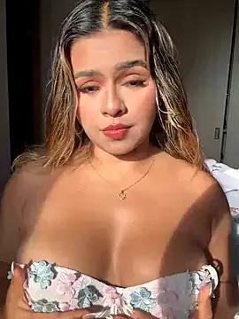Entertain your itch for girls livestreamers with our collection of stunning models, skilled in the art of temptation and delight.