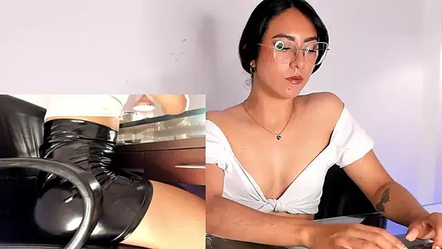 DaraBeckett from StripChat