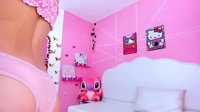 Entertain your itch for girls livestreamers with our collection of stunning models, skilled in the art of temptation and delight.