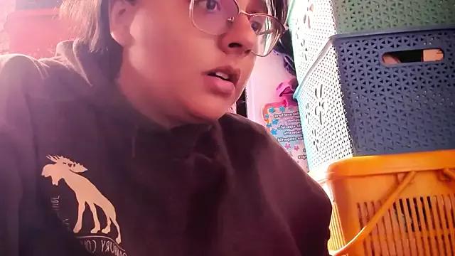 DayanaBaker from StripChat is Freechat