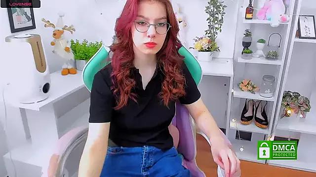 Entertain your itch for girls livestreamers with our collection of stunning models, skilled in the art of temptation and delight.