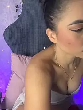 Debora-1010 from StripChat is Freechat