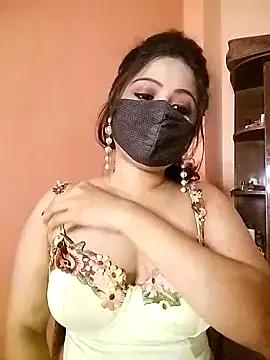 Photos of deepu_urs from StripChat is Freechat