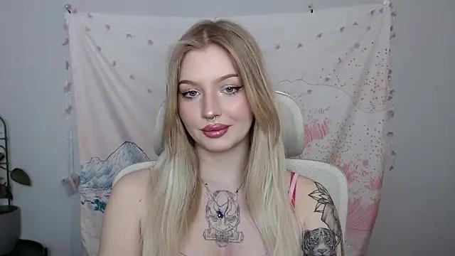 Entertain your itch for girls livestreamers with our collection of stunning models, skilled in the art of temptation and delight.