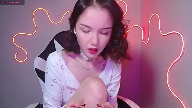 Entertain your itch for girls livestreamers with our collection of stunning models, skilled in the art of temptation and delight.