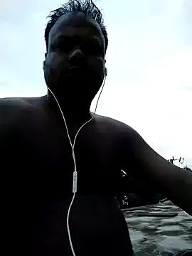 Deshiloverboy_32 from StripChat is Freechat