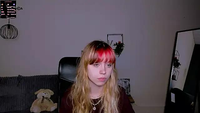 dina_sparks from StripChat is Freechat