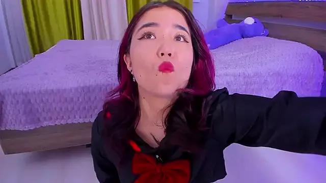 Dollyaa from StripChat is Freechat