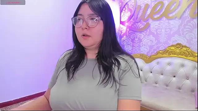 dulcelovely_ from StripChat is Freechat