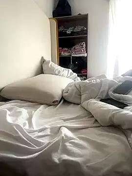 DulceMya from StripChat is Freechat
