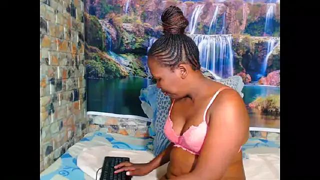 ebonylust4u from StripChat is Freechat