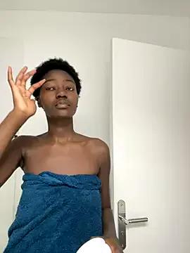 Photos of ebonysweetyy from StripChat is Private