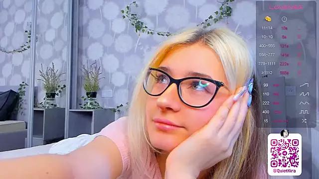 Eclissima from StripChat is Freechat