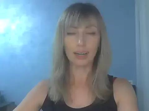 EffectMaya from StripChat