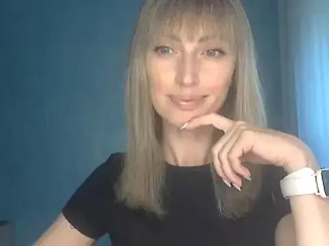 EffectMaya from StripChat