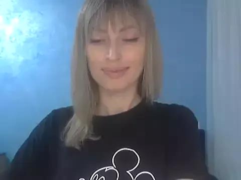EffectMaya from StripChat