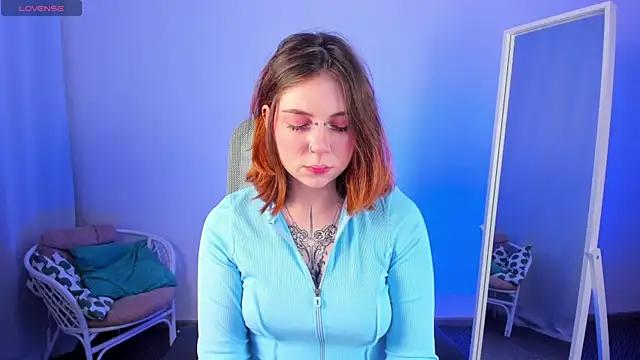 Effie__ from StripChat