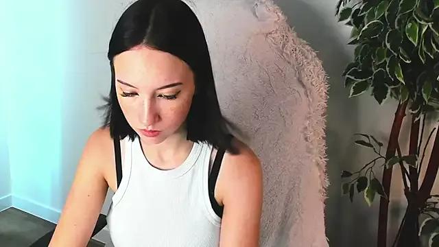 Entertain your itch for girls livestreamers with our collection of stunning models, skilled in the art of temptation and delight.