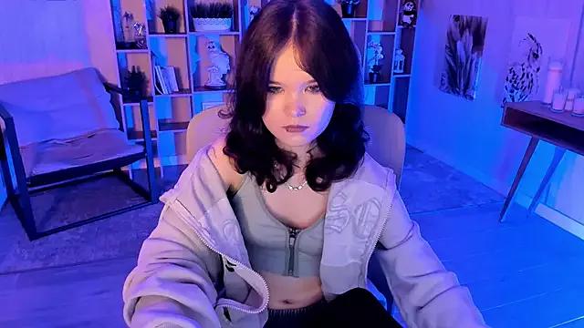 Elainebeness from StripChat is Freechat