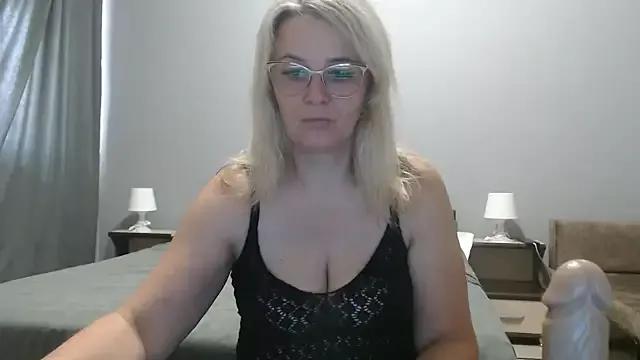 Entertain your itch for girls livestreamers with our collection of stunning models, skilled in the art of temptation and delight.
