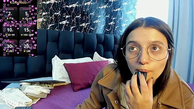 Elecktra_sweet from StripChat is Freechat
