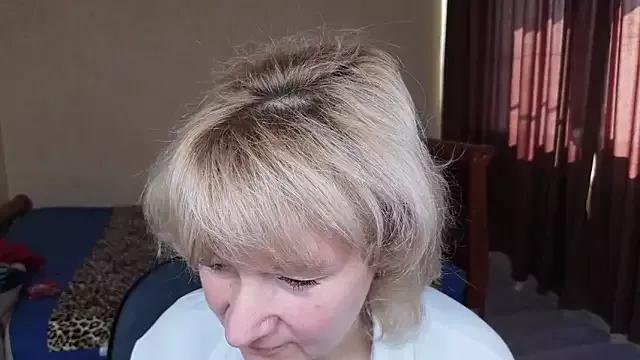 Elen_Blush from StripChat is Freechat