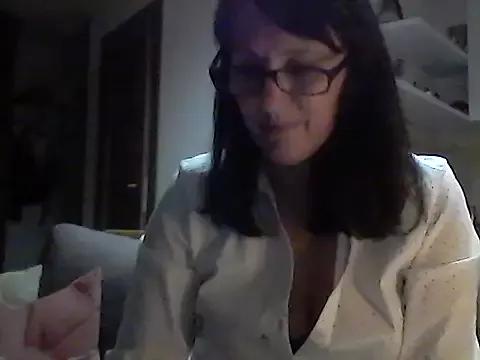 Elena48324 from StripChat is Freechat