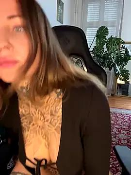Entertain your itch for girls livestreamers with our collection of stunning models, skilled in the art of temptation and delight.