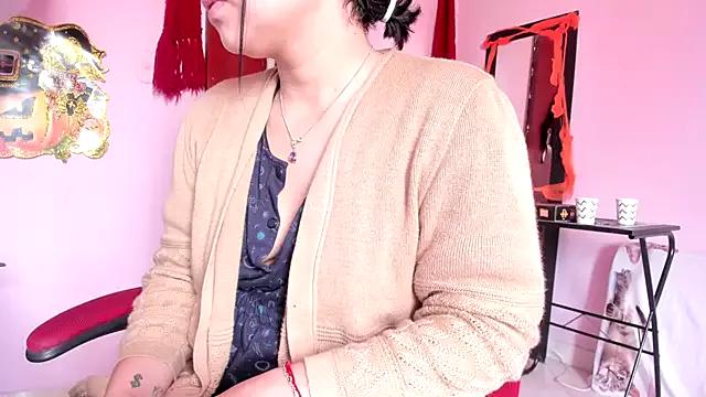 Elfa-Diamond from StripChat is Freechat