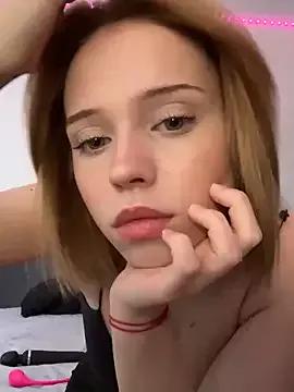 Entertain your itch for girls livestreamers with our collection of stunning models, skilled in the art of temptation and delight.