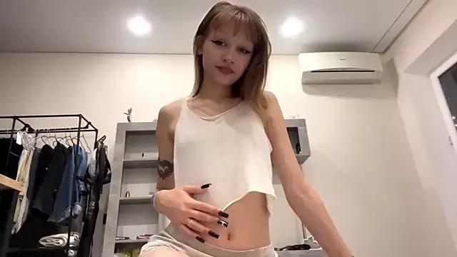 ElissaMikrot from StripChat is Freechat
