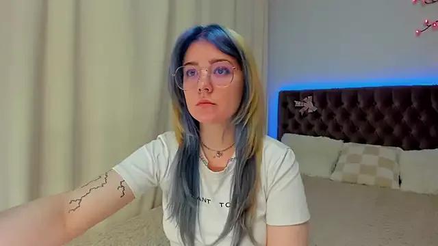 Ella_Mayers from StripChat is Freechat