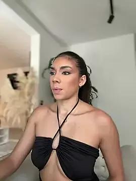 EllaSanz_ from StripChat is Freechat