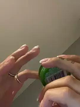 EllieMaeBaby from StripChat is Freechat